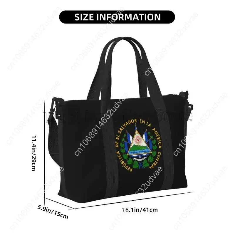 El Salvador Flag Print Duffel  - огляд і ціна School Backpack Teen
