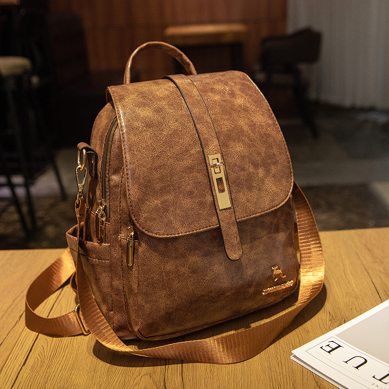 College Women Backpacks Design - огляд і ціна Fashion Backpack Women